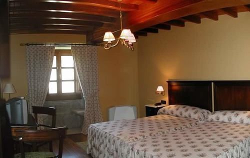 Pazo De Adran Hotel Milladoiro Exterior photo