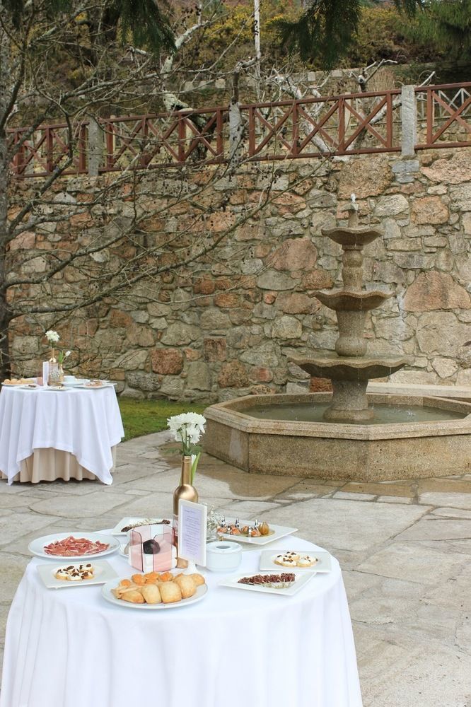 Pazo De Adran Hotel Milladoiro Exterior photo